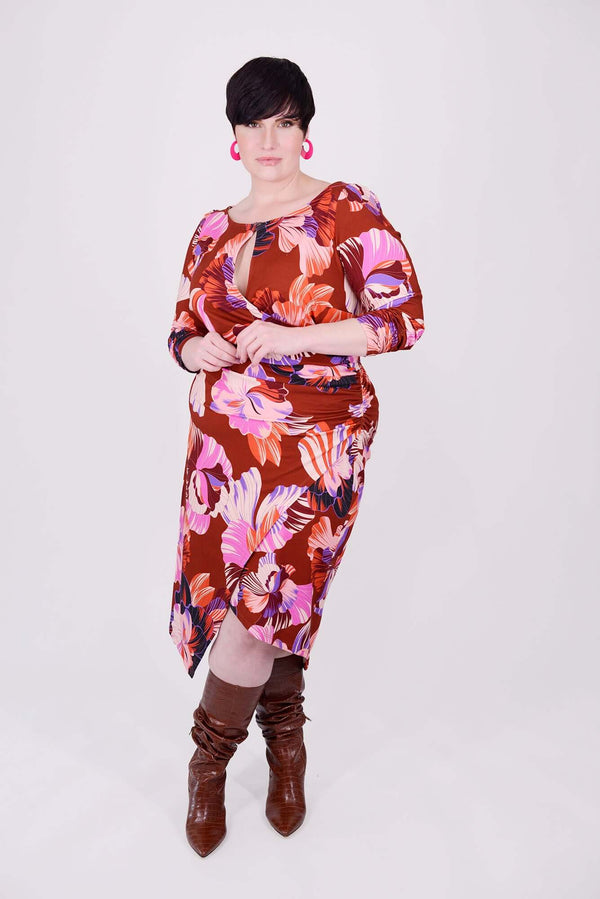 Mayes NYC Lina Keyhole Ruched Waist Dress  in Flower Fan Print with a Terracotta based color worn by model Max